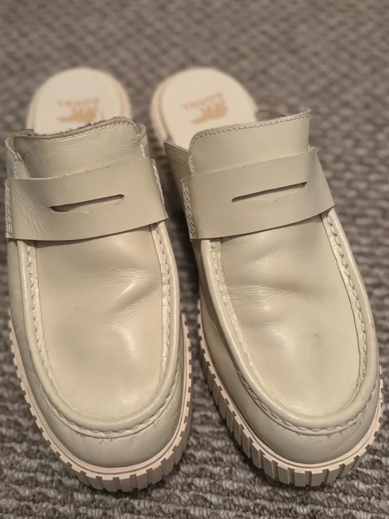 Sorel Women's Cream Platform Clog Mules - Picture 4 of 11